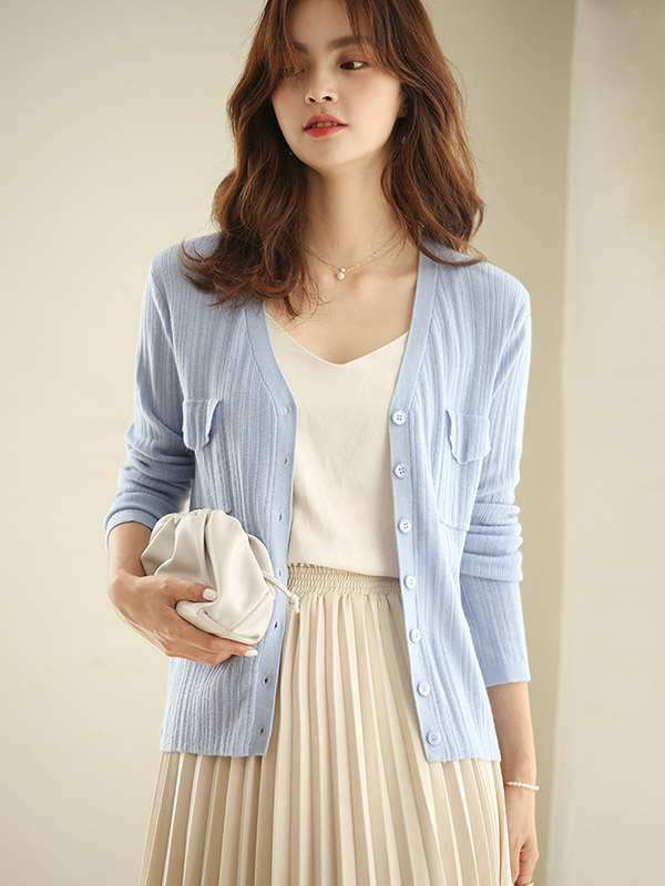 Light Blue V-neck Knit Cardigan with Pockets