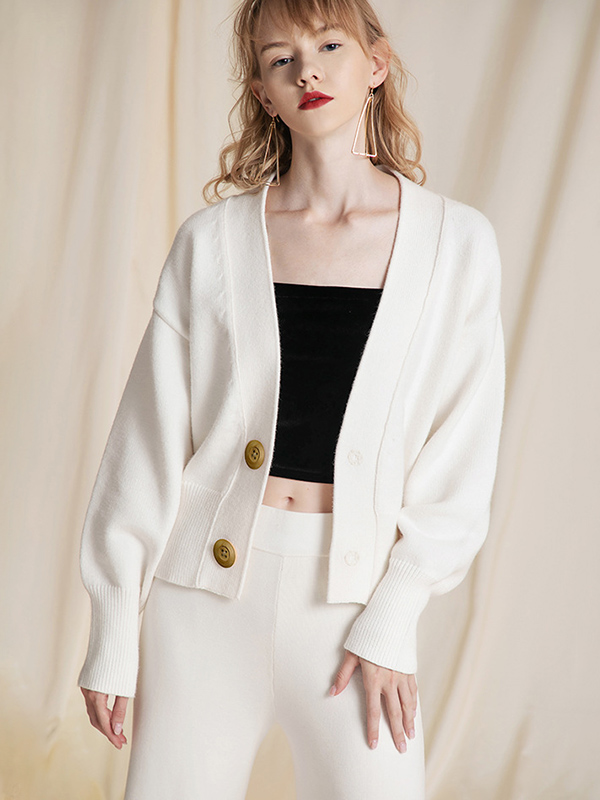 White Oversize Bamboo Button Design Knit Cardigan