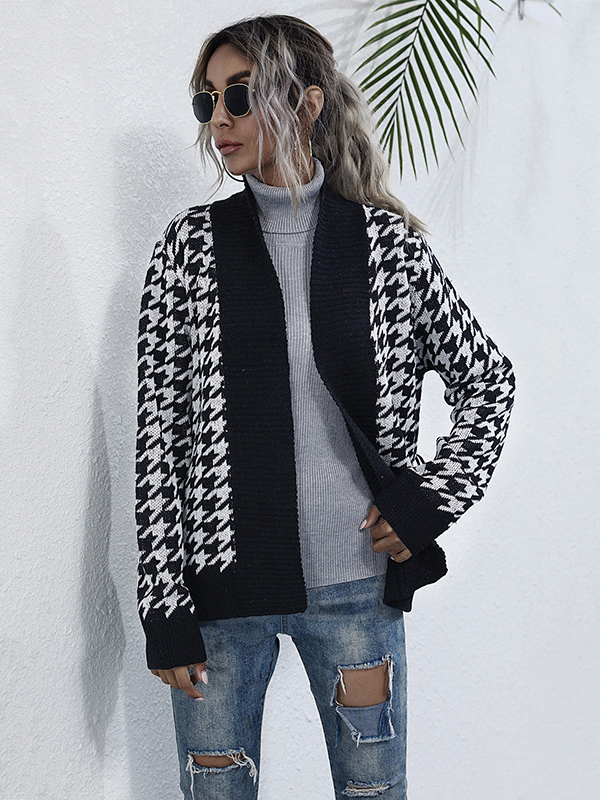 Black Houndstooth Pattern Knit Cardigan