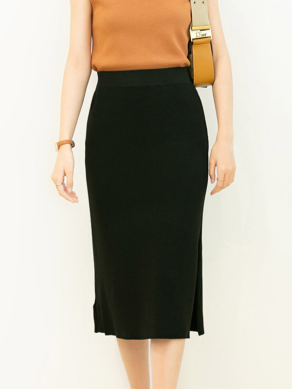 Black One Step Split Knitted Skirts