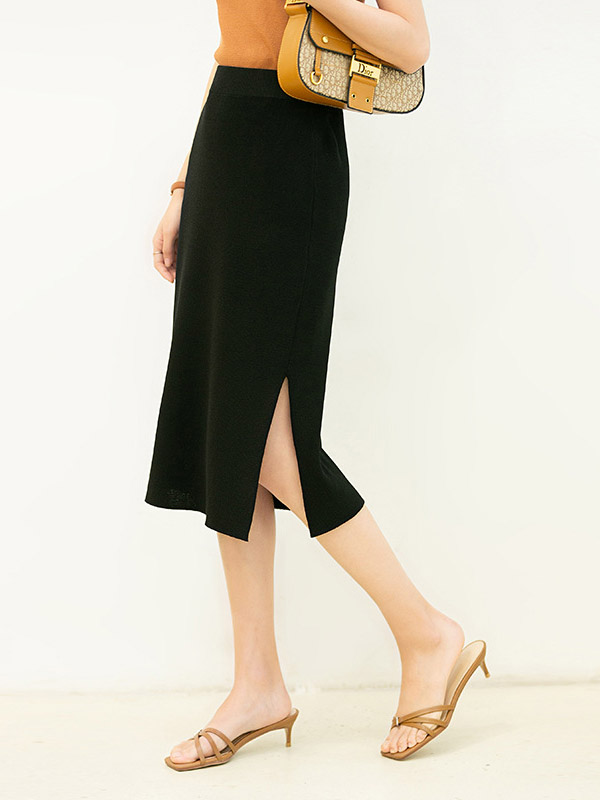 Black One Step Split Knitted Skirts