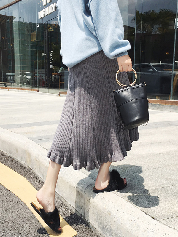 Grey Lotus Leaf Edge Knitted Skirts