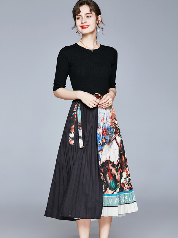 Black Round Neck Floral Print Pleated Knit Dress