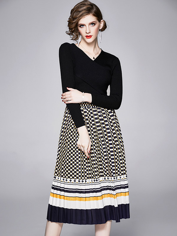 Black V Neck Polka Dots Print Knitted Dress