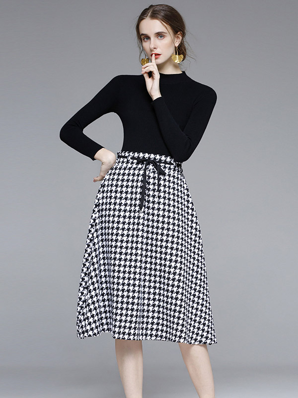 Black Tie Waist Knit Dress in Houndstooth Print