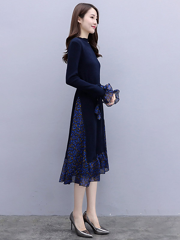 Navy Blue Knitted Midi Dress in Floral Print