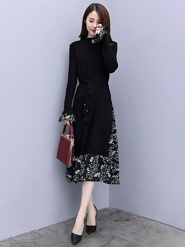 Black Knitted Midi Dress in Floral Print