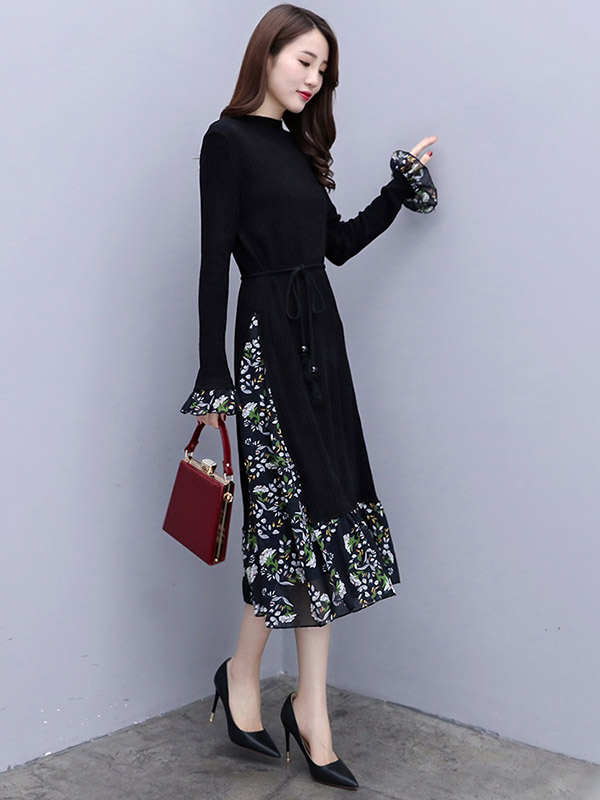 Black Knitted Midi Dress in Floral Print