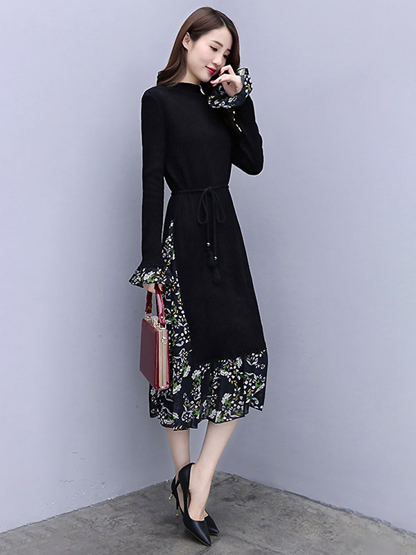 Black Knitted Midi Dress in Floral Print