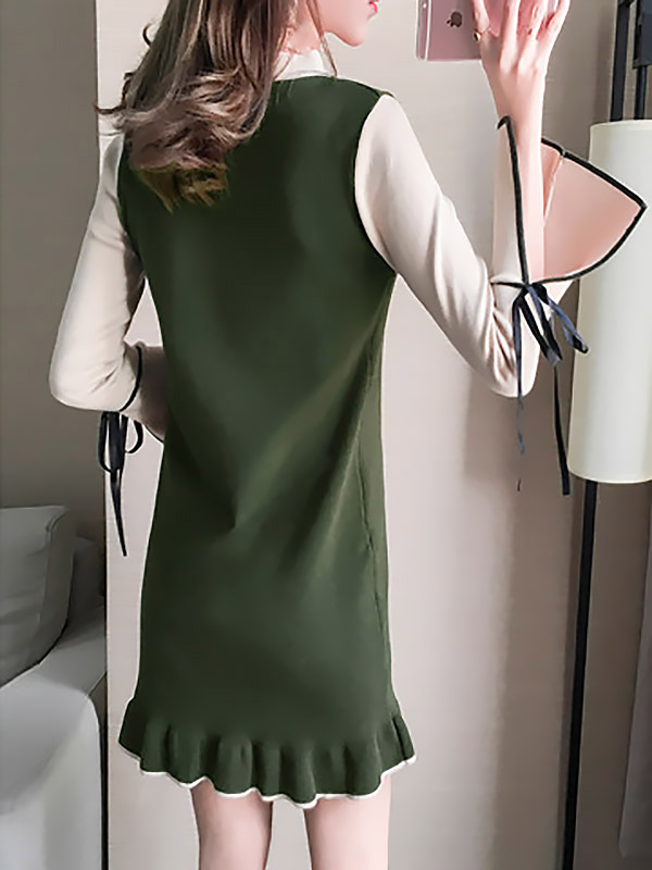 Green Knit A-line Dress in Ribbon Detail