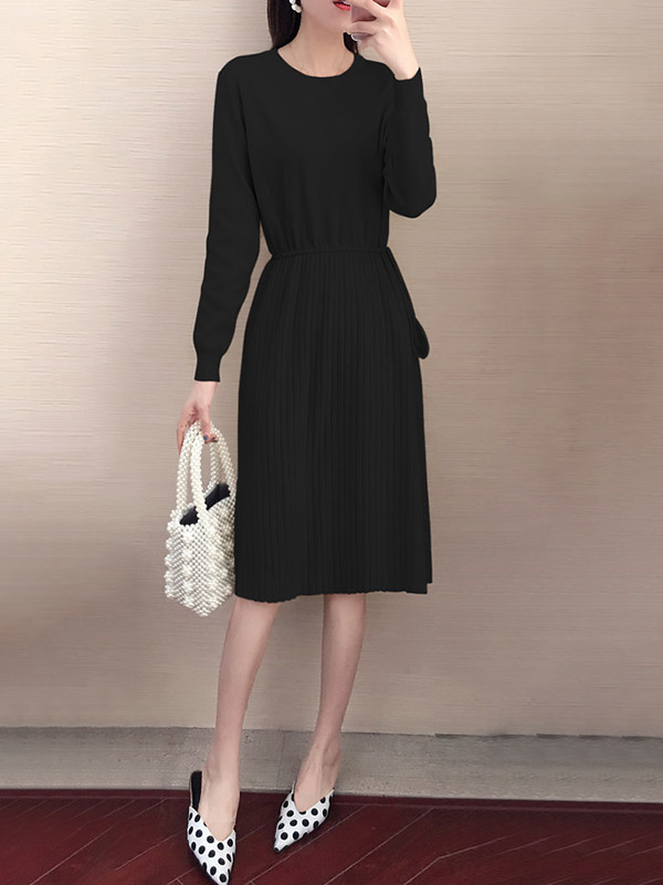 Black Tie Waist Knitted Dress