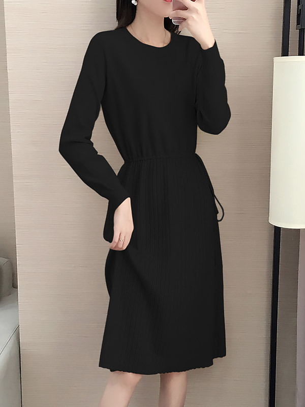 Black Tie Waist Knitted Dress