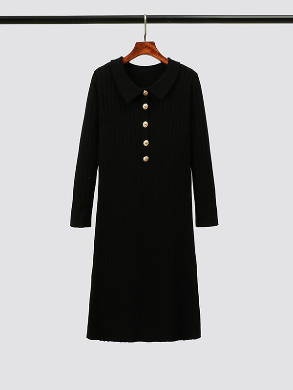 Black Ponit Collar Knitted Dress with Button Decoration