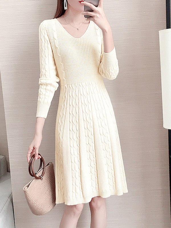 Apricot V-neck Cable Knitted Dress