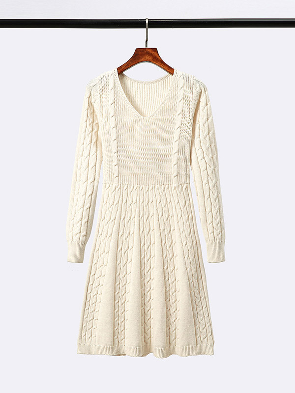 Apricot V-neck Cable Knitted Dress