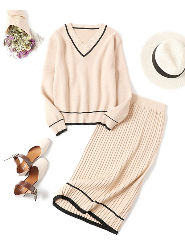 Apricot V-Neck Knit Top with Pleated Skirt