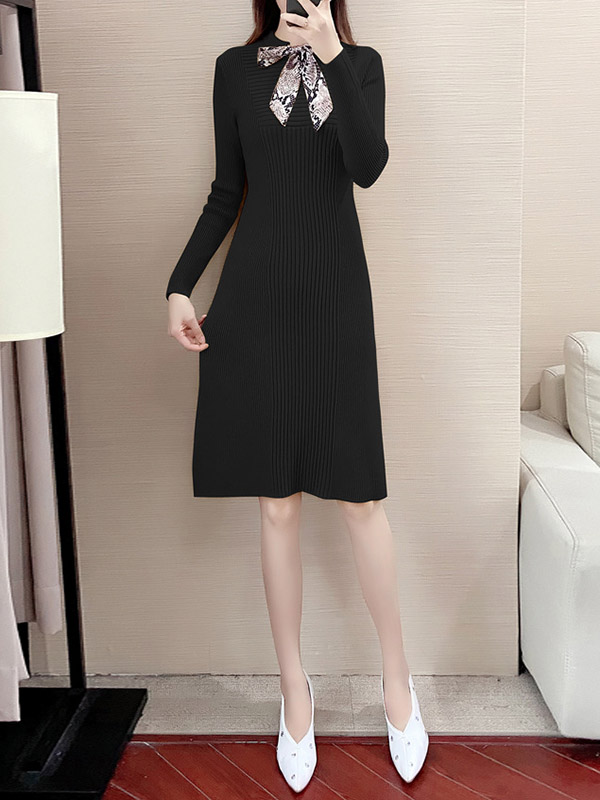 Black Ribbed Knitted Dress with Scarf Decoration