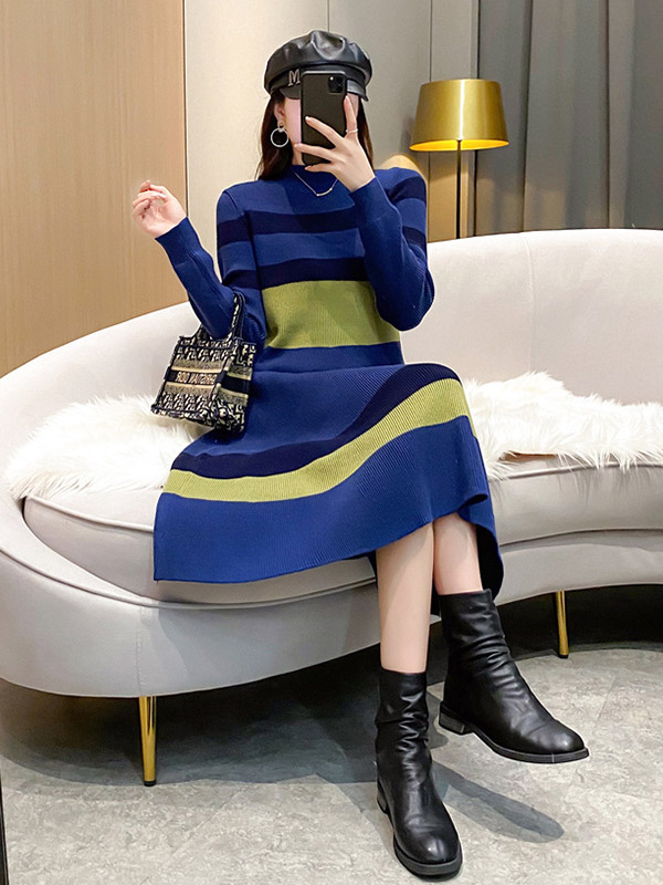 Dark Blue Striped Knitted Midi Dress in Color Block