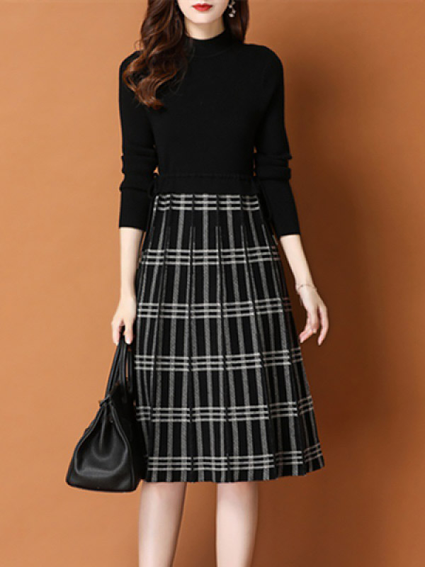 Black Knitted Dress in Check Print