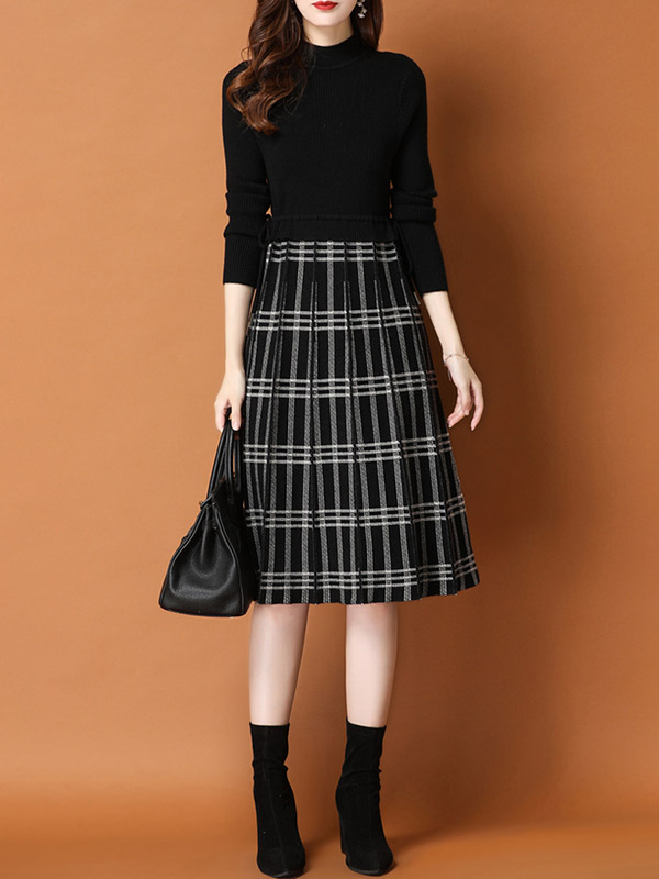 Black Knitted Dress in Check Print