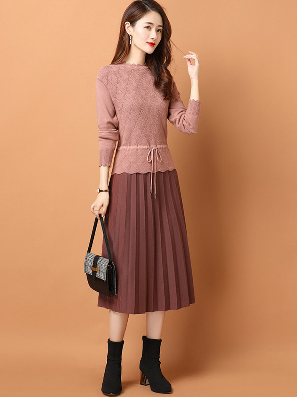 Pink Knit Pleated Dress with Floal Hem