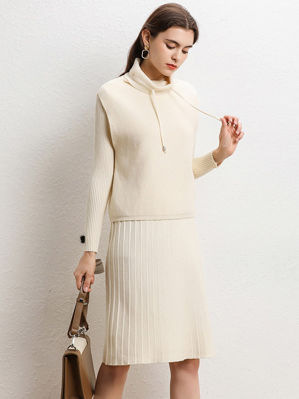 Apricot Round Neck A-line Knit Dress with Knit Top