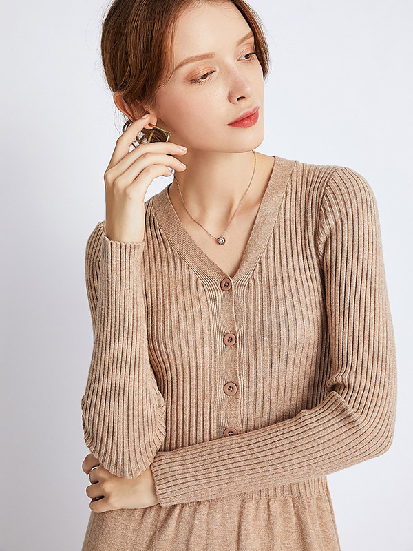 Khaki V Neck A-line Knitted Midi Dress