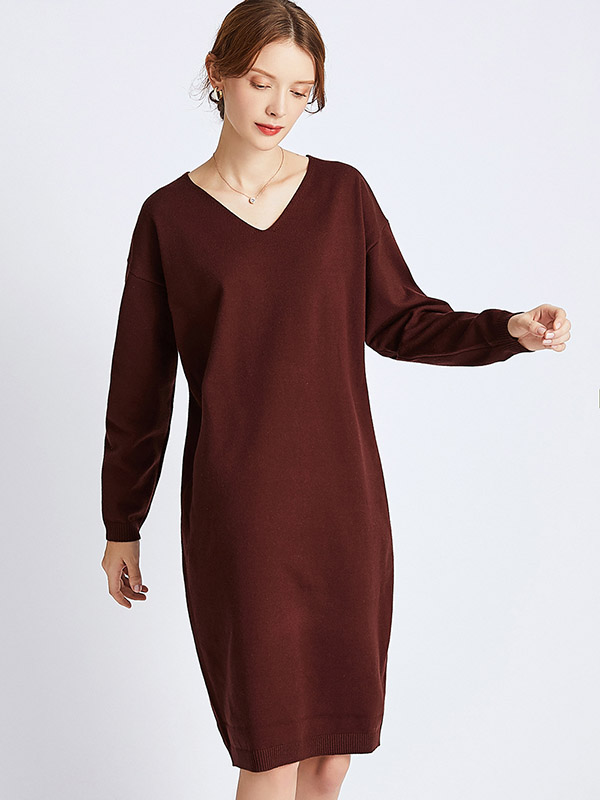 Burgundy V-neck Knitted Shift Dress