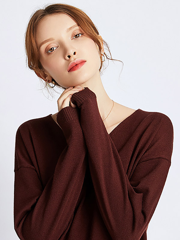 Burgundy V-neck Knitted Shift Dress