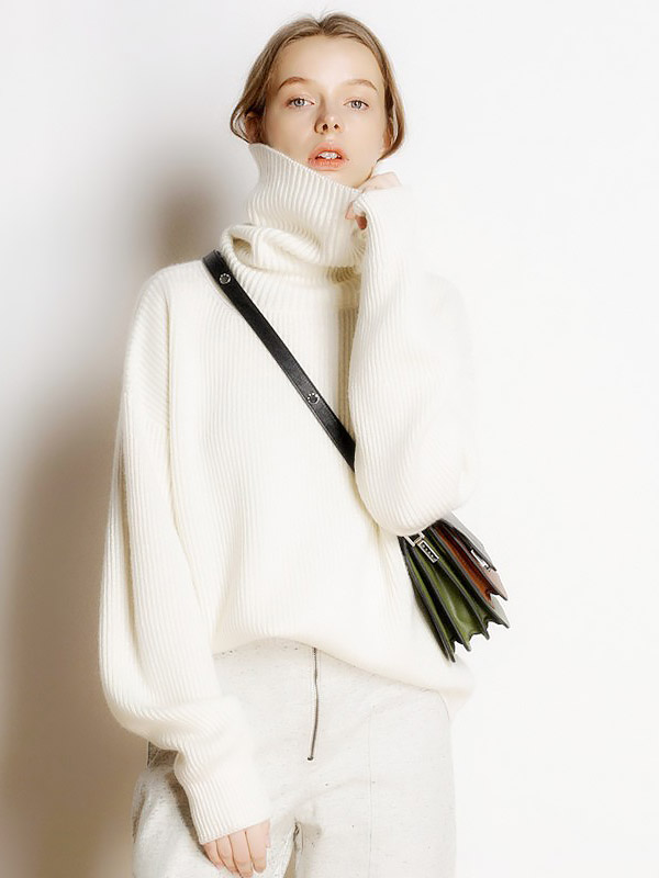 White Oversize Turtleneck Knit Sweaters