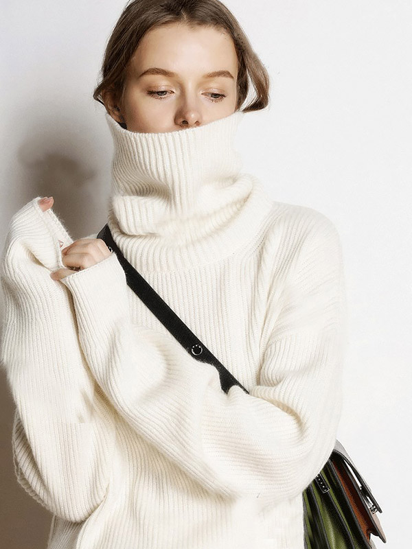 White Oversize Turtleneck Knit Sweaters