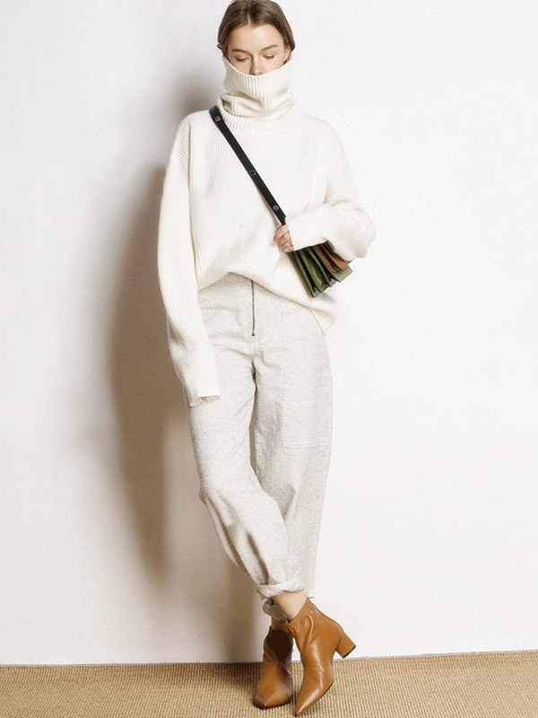 White Oversize Turtleneck Knit Sweaters