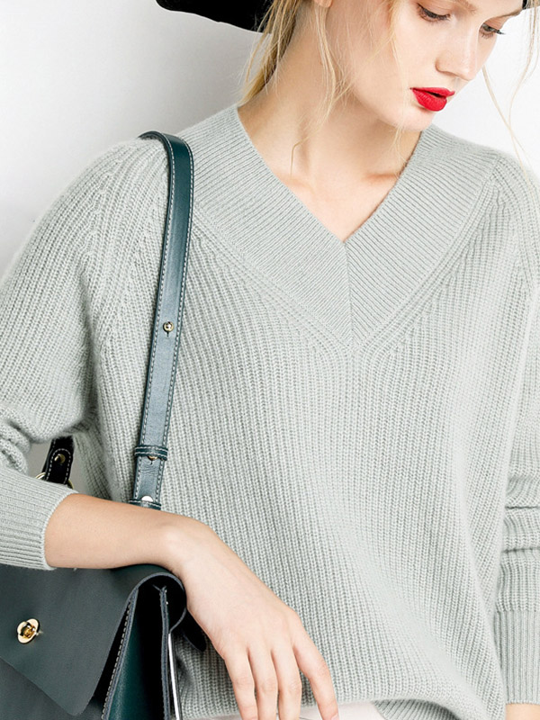 Green V-neck Slim Fine Knitted Sweaters