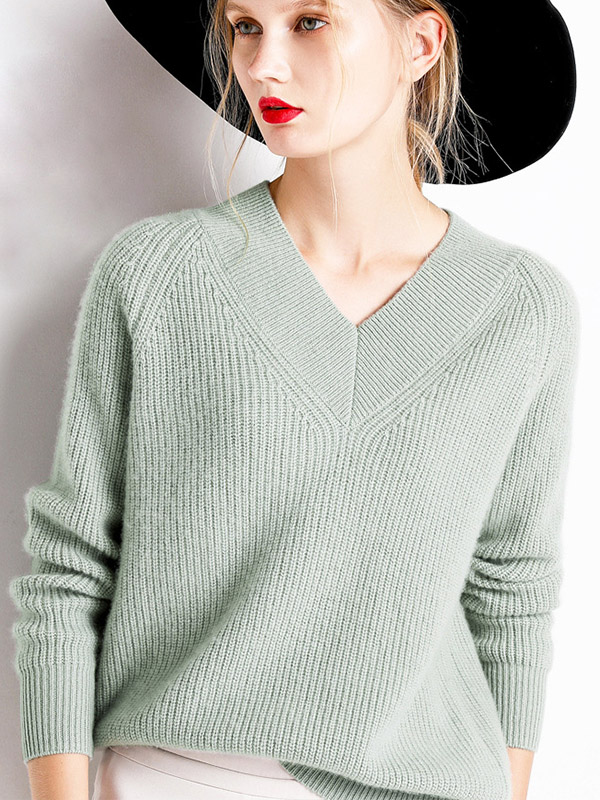 Green V-neck Slim Fine Knitted Sweaters