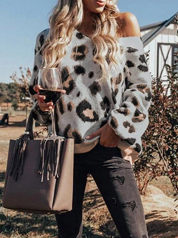 White V-neck Leopard Pattern Oversize Knit Sweaters