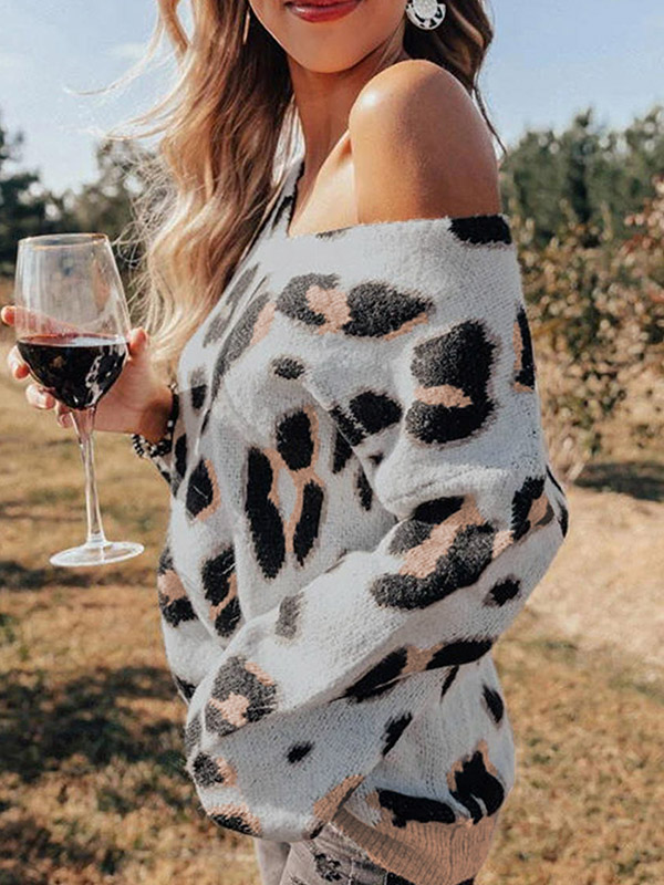 White V-neck Leopard Pattern Oversize Knit Sweaters