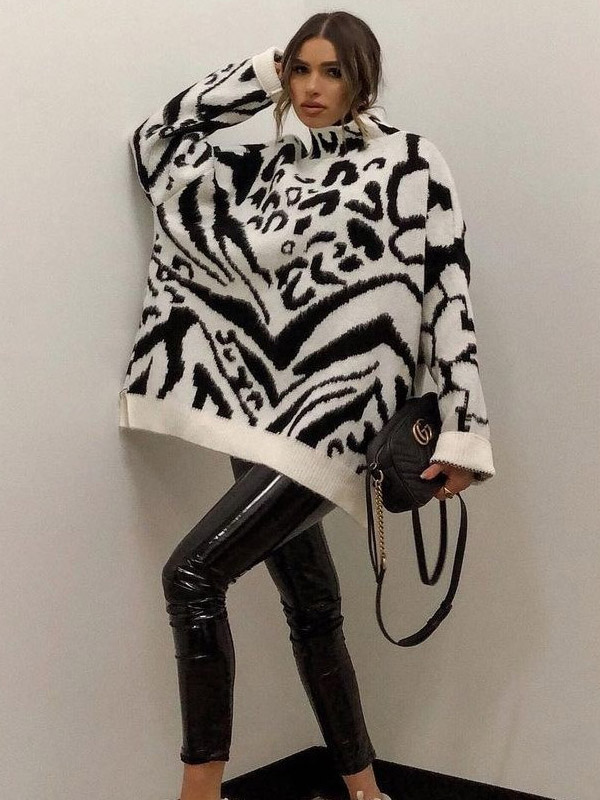 White Oversize Zebra Pattern Knit Sweaters