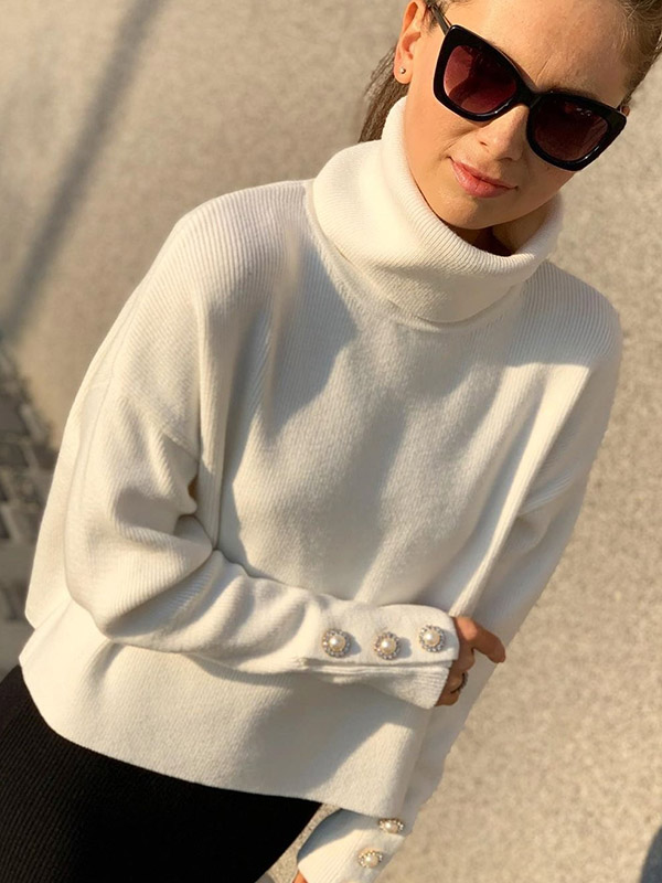 White Funnel Neck Solid Color Knit Sweaters