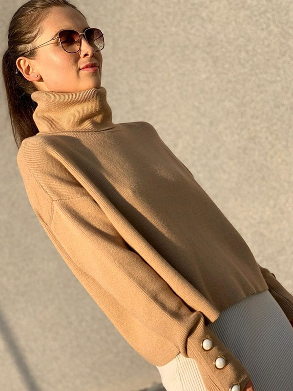 Camel Funnel Neck Solid Color Knit Sweaters