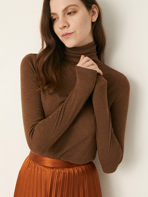 Camel Funnel Neck Base Fine Knitted Sweaters