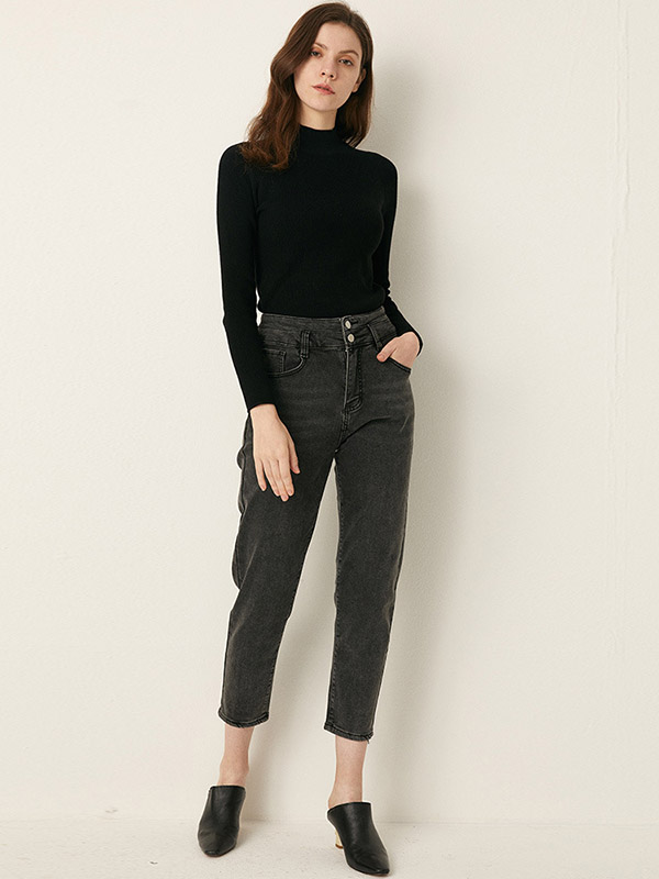 Black Stand Collor Classic Base Knit Sweaters