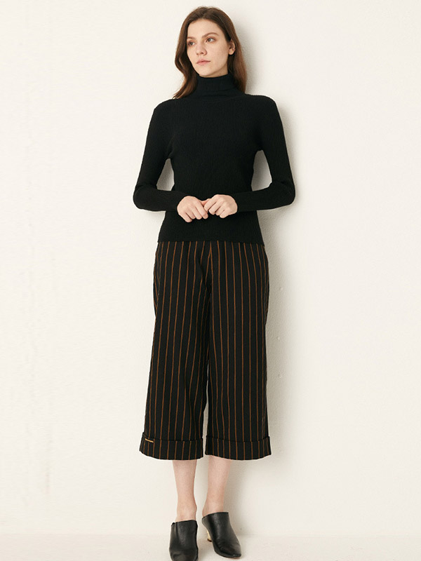 Black Roll Neck Thread Texture Knit Sweaters