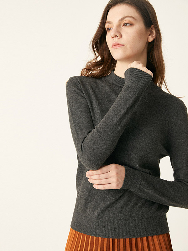 Grey Stand Collor Knitted Bottoming Sweaters 