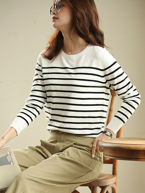 White Casual Striped Round Neck Knit Sweaters