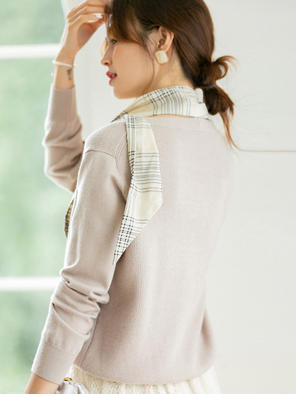 Grey Temperament V-neck Bottoming Knitted Sweaters