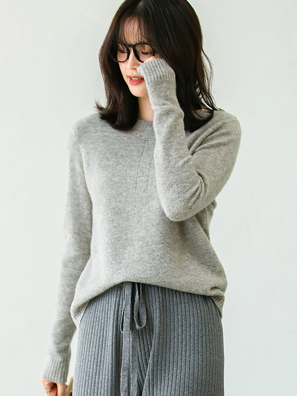 Grey Round Neck Loose Solid Color Knit Sweaters