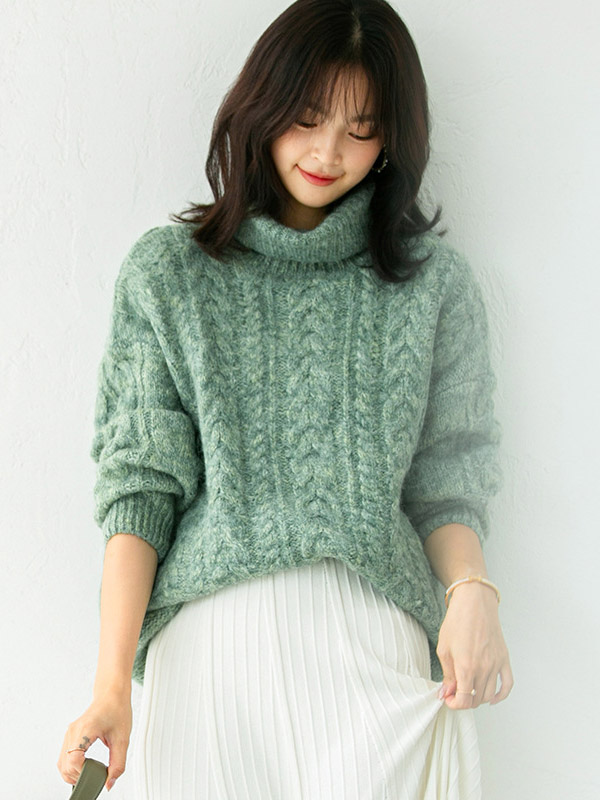 Green Turtleneck Twist Thick Knit Sweaters