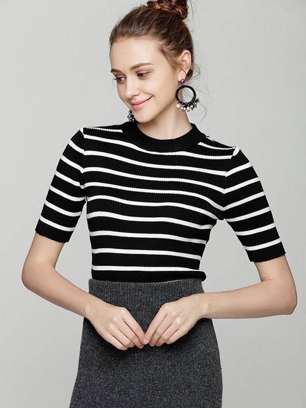 Black And White Stripe Half Sleeve Thin Knitted Sweater