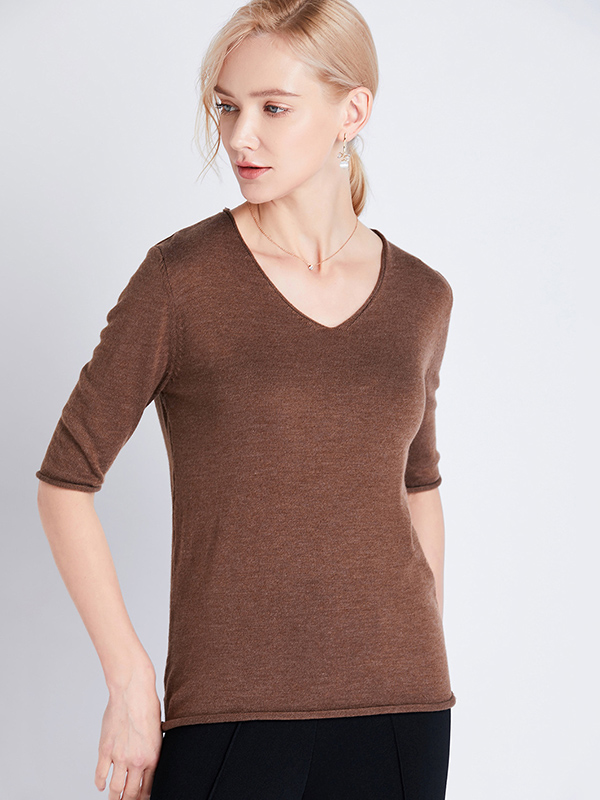 Green Apricot Loose Half Sleeve Wool V-Neck Sweater