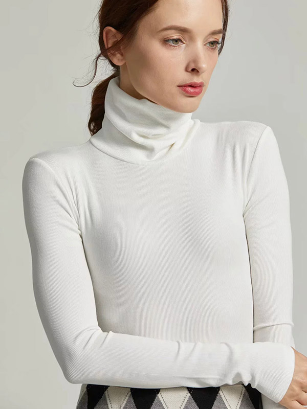 White Solid Color One Piece Long Sleeve Slim Knitted Sweater